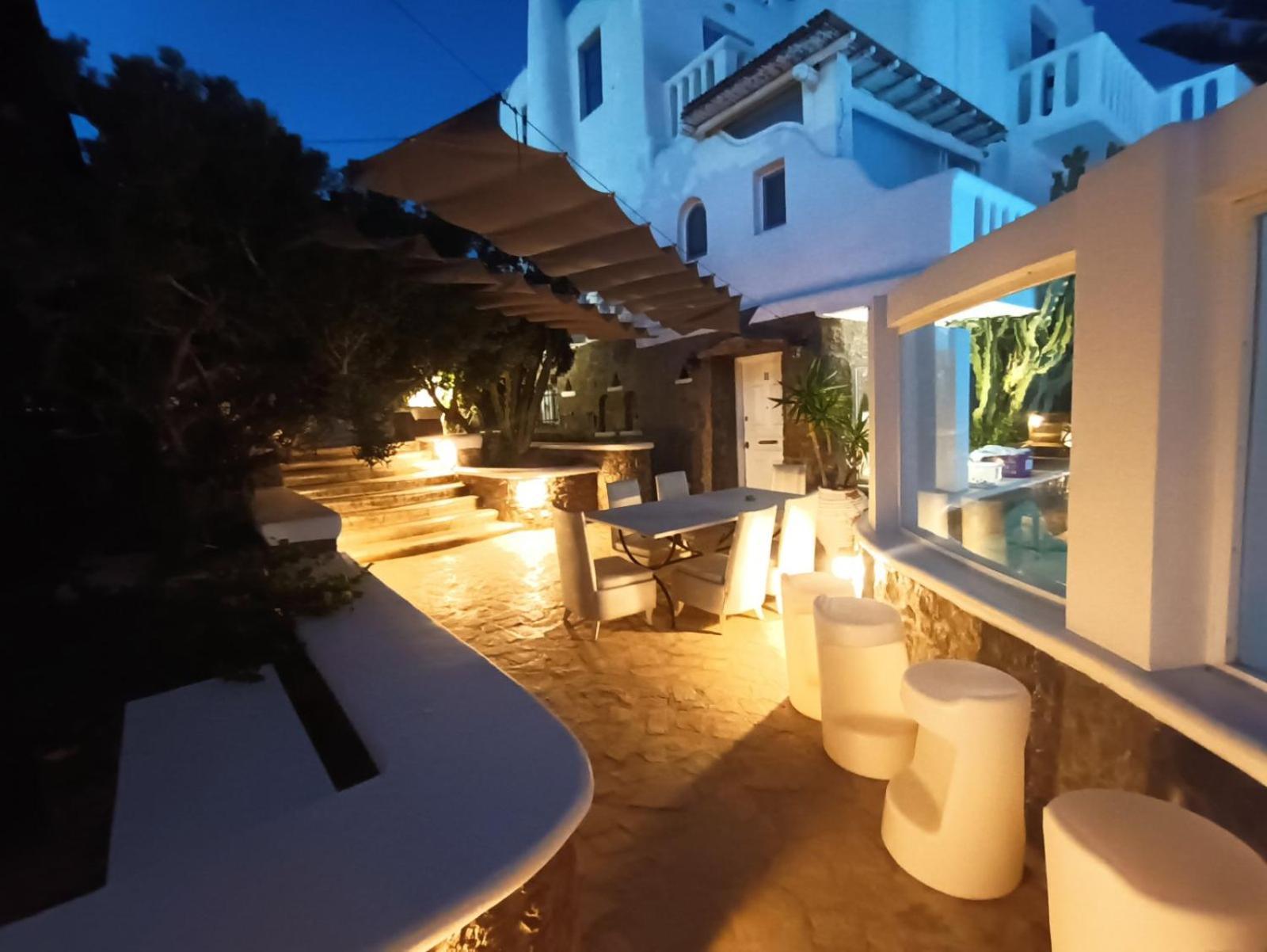 Mykonian Iros Suites & Villas Mykonos Town Dış mekan fotoğraf